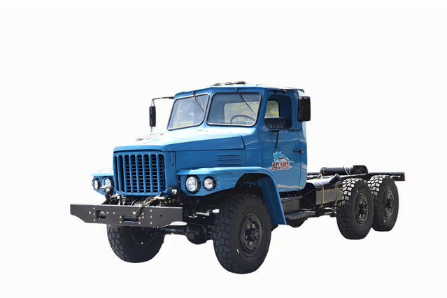 Chasis EQ2082 de cañón de acero pequeño de 2,5 toneladas _ DF Camión todoterreno 240 Configuración de 170 caballos de fuerza_Chasis de vehículo especial clásico 6 * 6 25Y