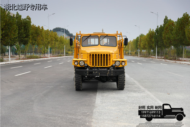 EQ2082DF Vehículo especial con tracción en seis ruedas_Camión todoterreno con doble vidrio EQ240_Configuración de carga 25Y con punta 6×6