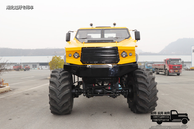 Vehículo turístico 6 × 6 en el desierto_Fabricante Bigfoot con tracción en seis ruedas_Exportación de vehículos de surf todoterreno personalizados