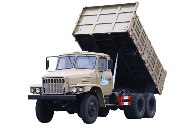 Chasis EQ2082 con neumático gemelo trasero modificado para descarga especial todoterreno_ocho ruedas traseras DF Cañón de acero pequeño de 2,5 toneladas, tracción en las seis ruedas, cucharón basculante 240, 170 caballos de fuerza_6 * 6, vehículo de transporte de ingeniería clásico de 25 años