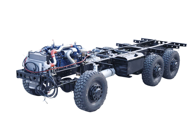 Autobús mejorado de 25+2 plazas con tracción en seis ruedas, solución de chasis de categoría III de 340 caballos de fuerza_DFPresupuesto del fabricante de vehículos especiales todoterreno_6*6 configuración personalizada de chasis de minibús 18/20/23/25/28/30/35