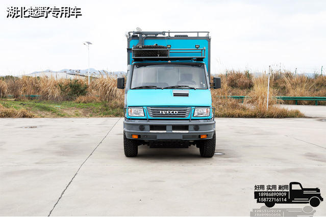 RV todoterreno con tracción en las cuatro ruedas Iveco 4 × 4_Caravana de viaje para exteriores con tracción en las cuatro ruedas personalizada_Modificación de RV autopropulsada todo en uno para el hogar