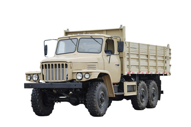 Camión especial todoterreno EQ2082 mejorado_ DF Cañón de acero pequeño de 2,5 toneladas, tracción en las seis ruedas, 240 carga, 170 caballos de fuerza_6 * 6 camión de transporte de ingeniería clásico de 25 años