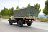 DFTransporte de personal EQ2070 puntiagudo modificado_Vehículo especial todoterreno 4 × 4 Exportación de pistola de acero pequeña de 3,5 toneladas_Camión con tracción en las cuatro ruedas de 190 caballos de fuerza