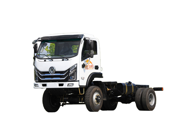 Cummins 150 HP DF Vehículo especial todoterreno 4×4 Distancia entre ejes de 3,7 metros almacén valla/cerca fabricante de modificación del chasis_La camioneta ligera con tracción en las cuatro ruedas se puede personalizar con exportación de carga/volcado 4×2_Placa de excavadora para vehículos especiales pequeños/placa plana/furgoneta/barril/saneamiento/vehículo de ingeniería/cotización de transporte de montaña